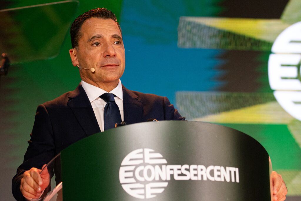 Dl Lavoro: Gronchi, “Bene l’impegno contro il dumping contrattuale: è il primo passo per vincere la sfida del lavoro di qualità”